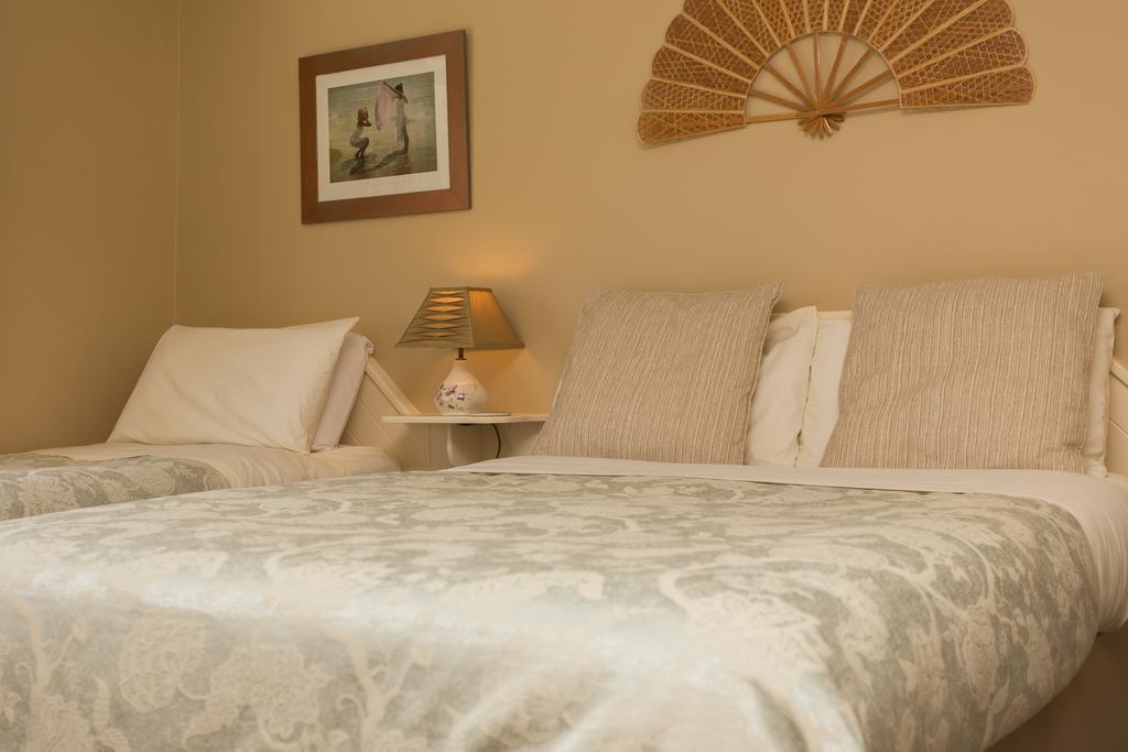 Fern Rock Bed And Breakfast Dromin Экстерьер фото