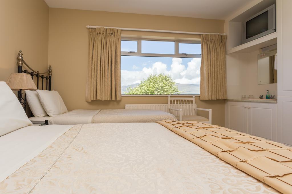 Fern Rock Bed And Breakfast Dromin Экстерьер фото